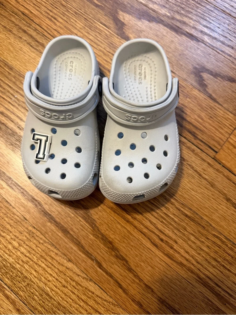 CROCS Kids Classic Clogs in Light Gray